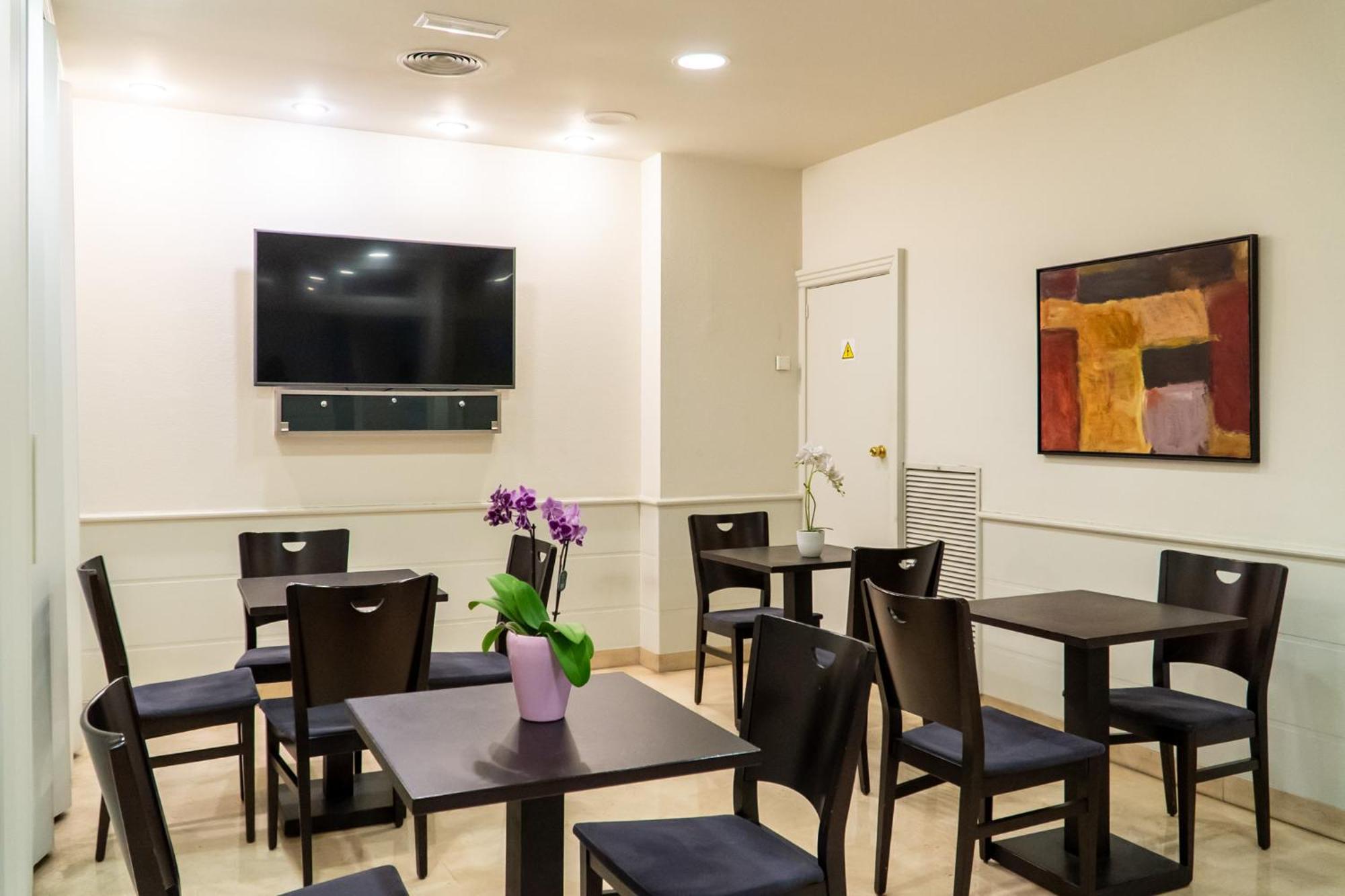 Hotel Glòries 3*