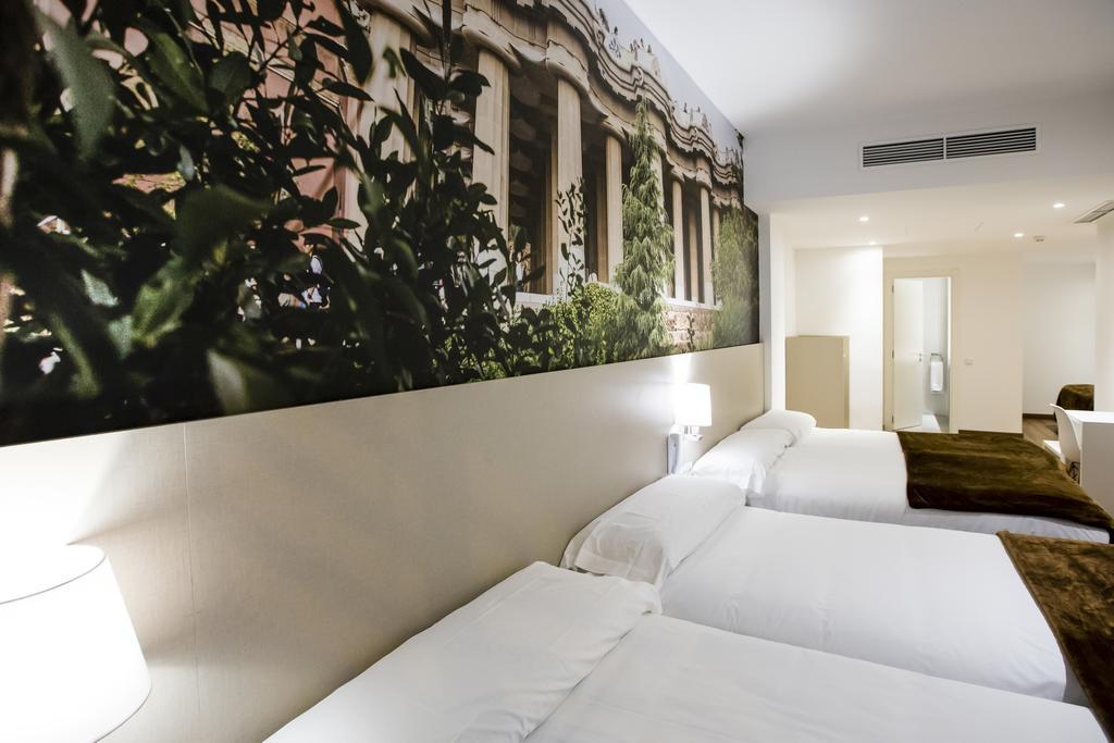 Bestprice Gracia Hotel *