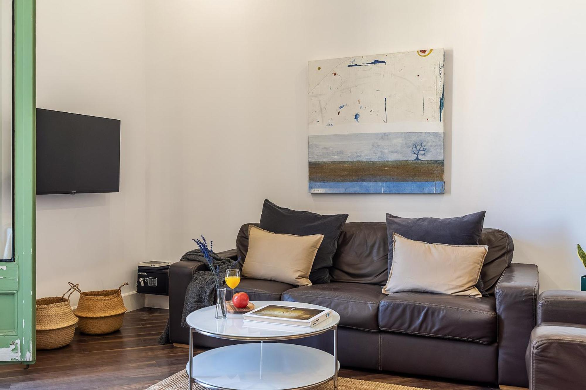 Canela Homes Family