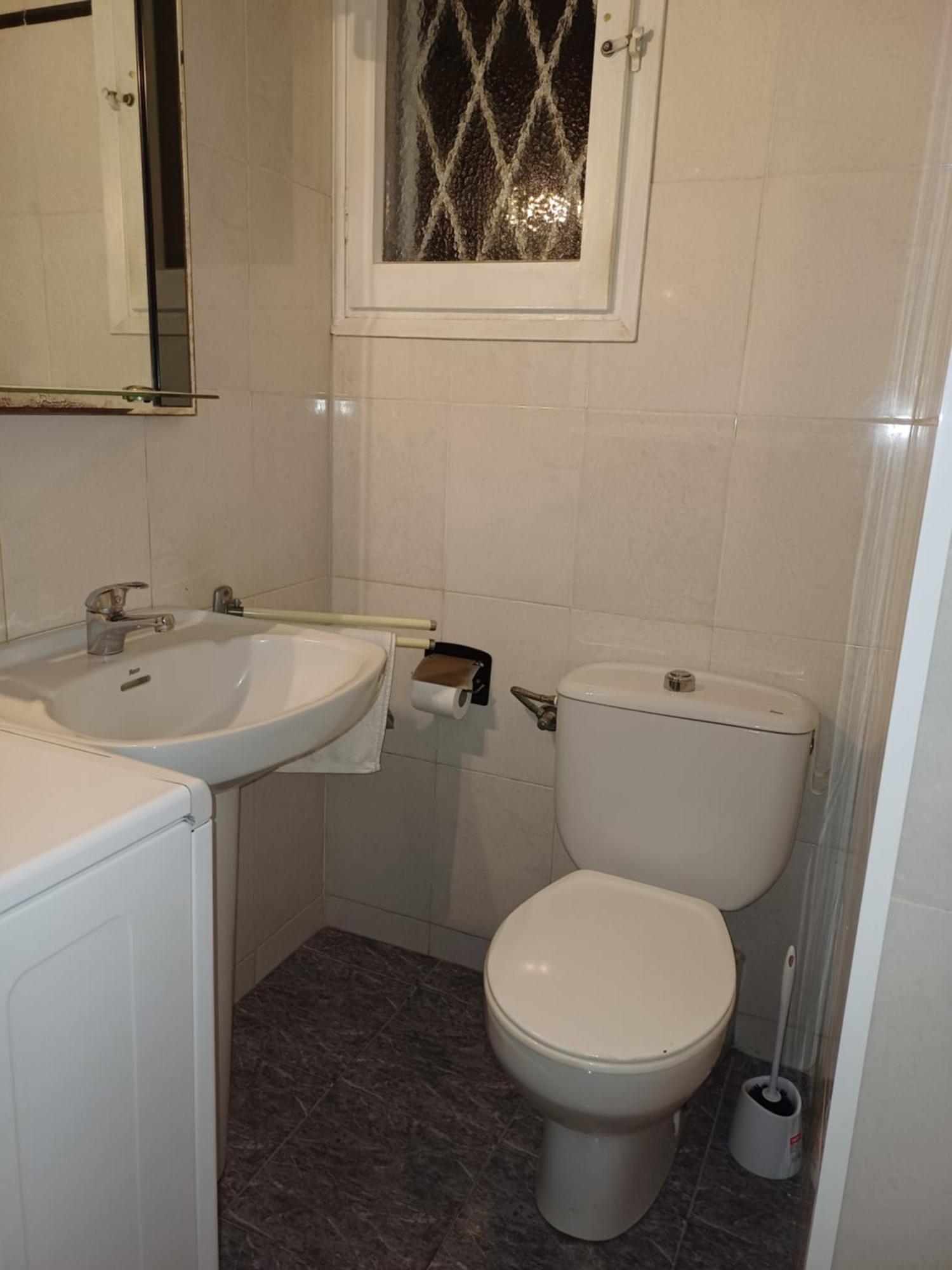 Guest house Habitacion Individual Con Bano Compartido