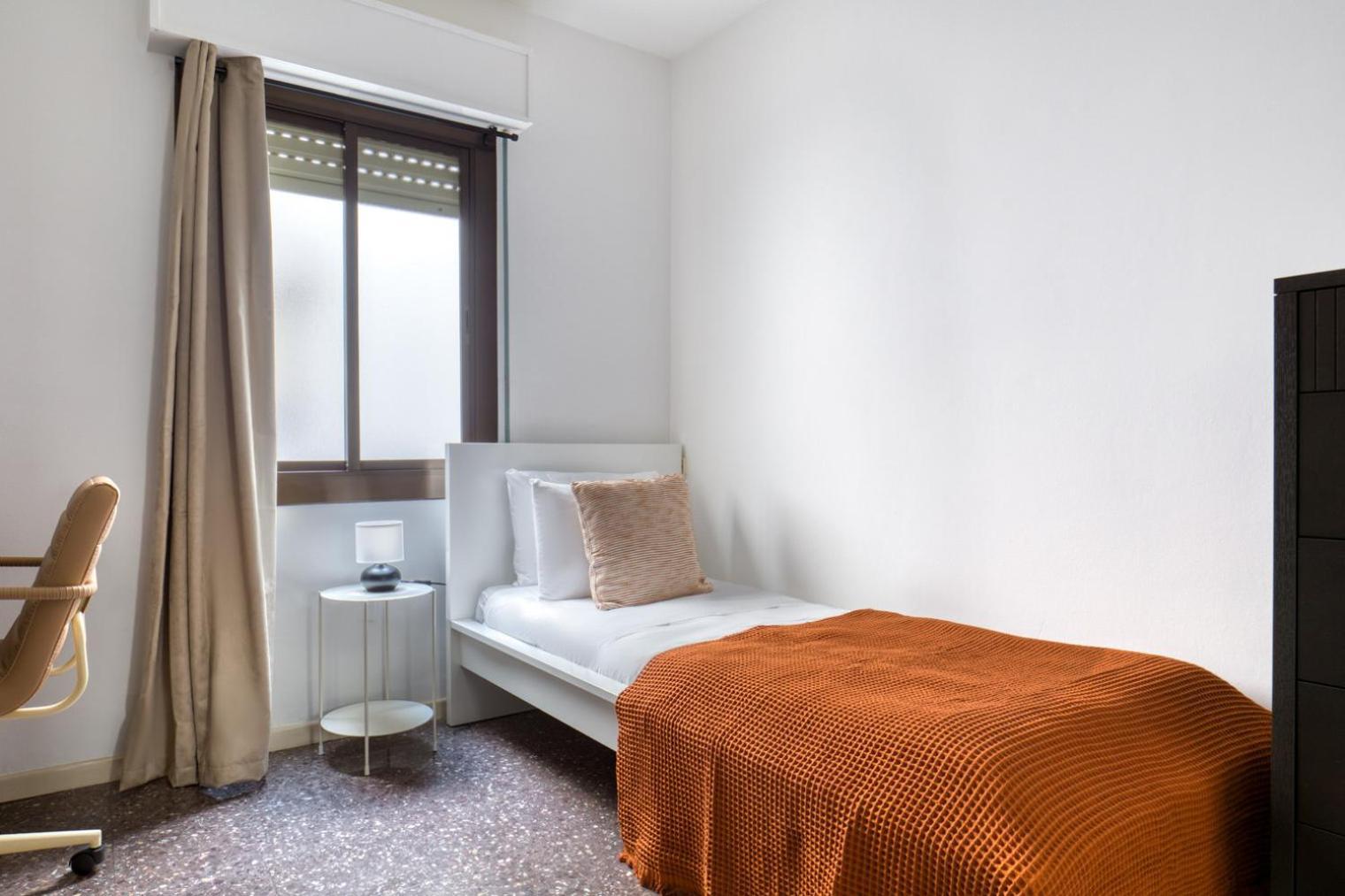 Sants-montjuic 2br W Balcony Bcn-64 Apartamento *