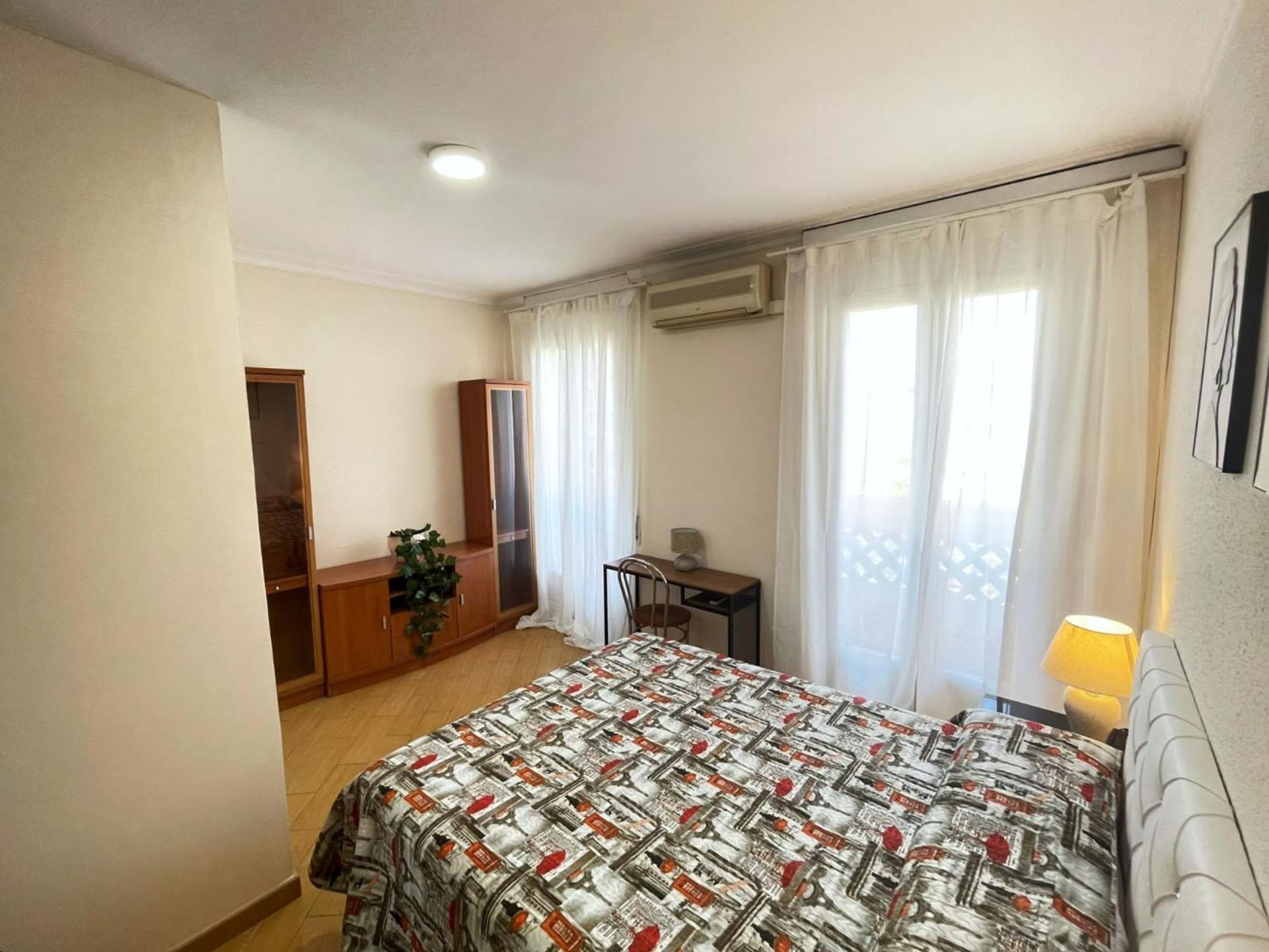 Rooms Nueva Valencia * Barcelona