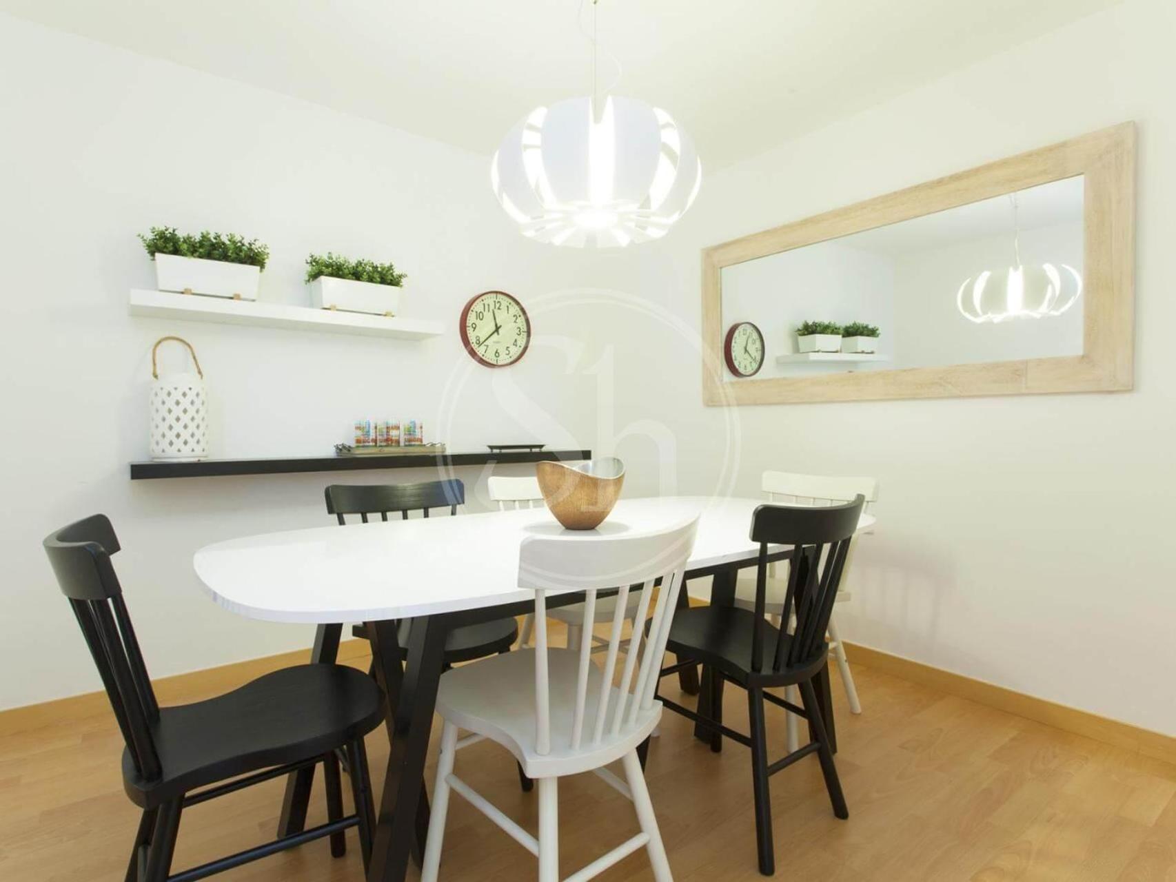 Apartment Bonito En El Eixample