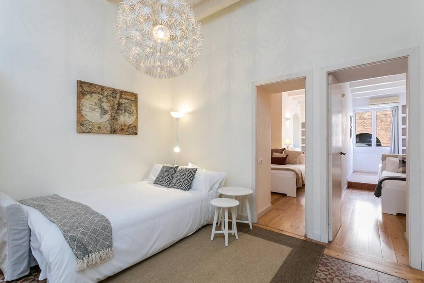 Luxurious With Awesome Rooftop Appartement *
