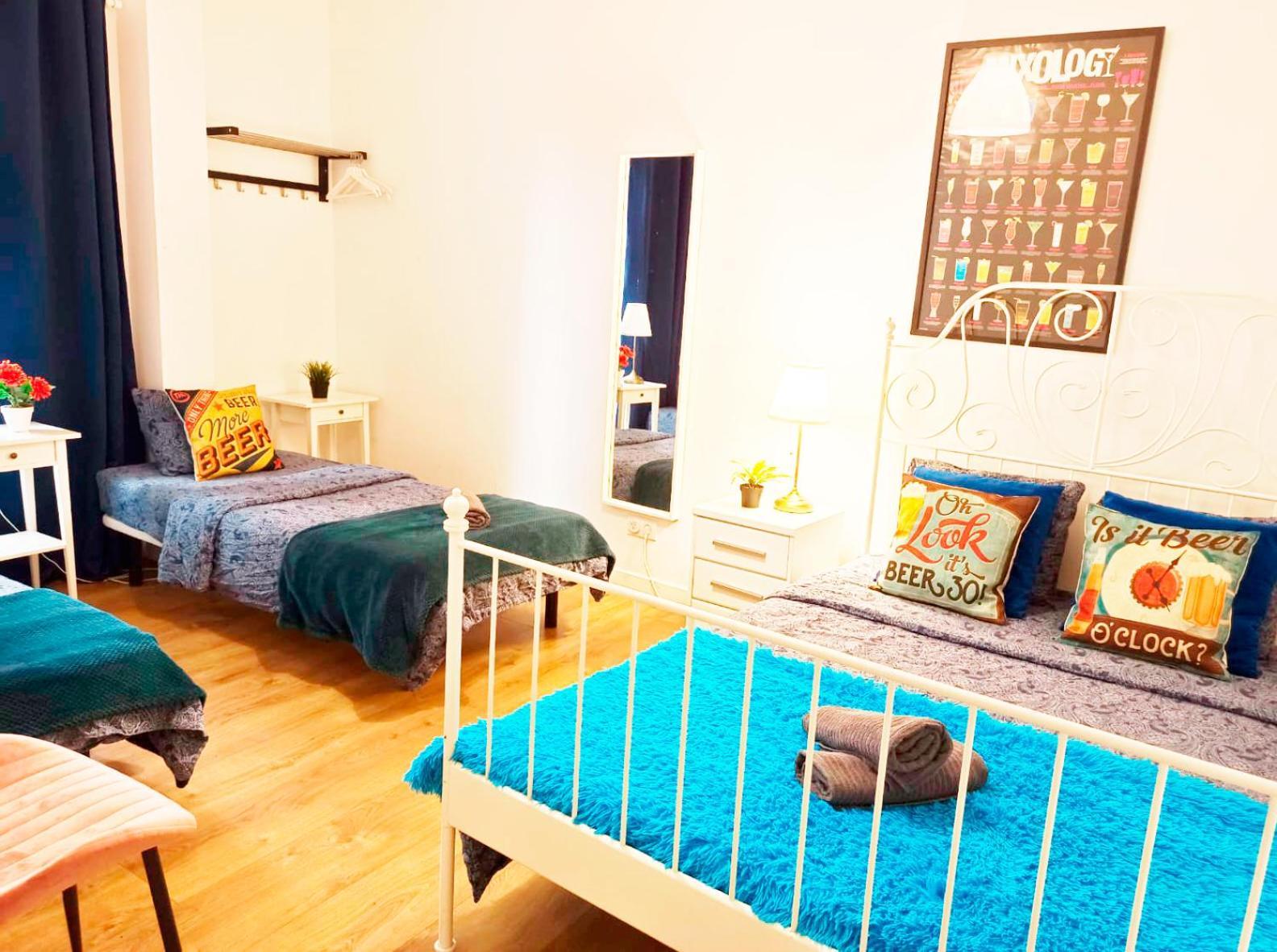 By Port Vell Hostel Barcelona