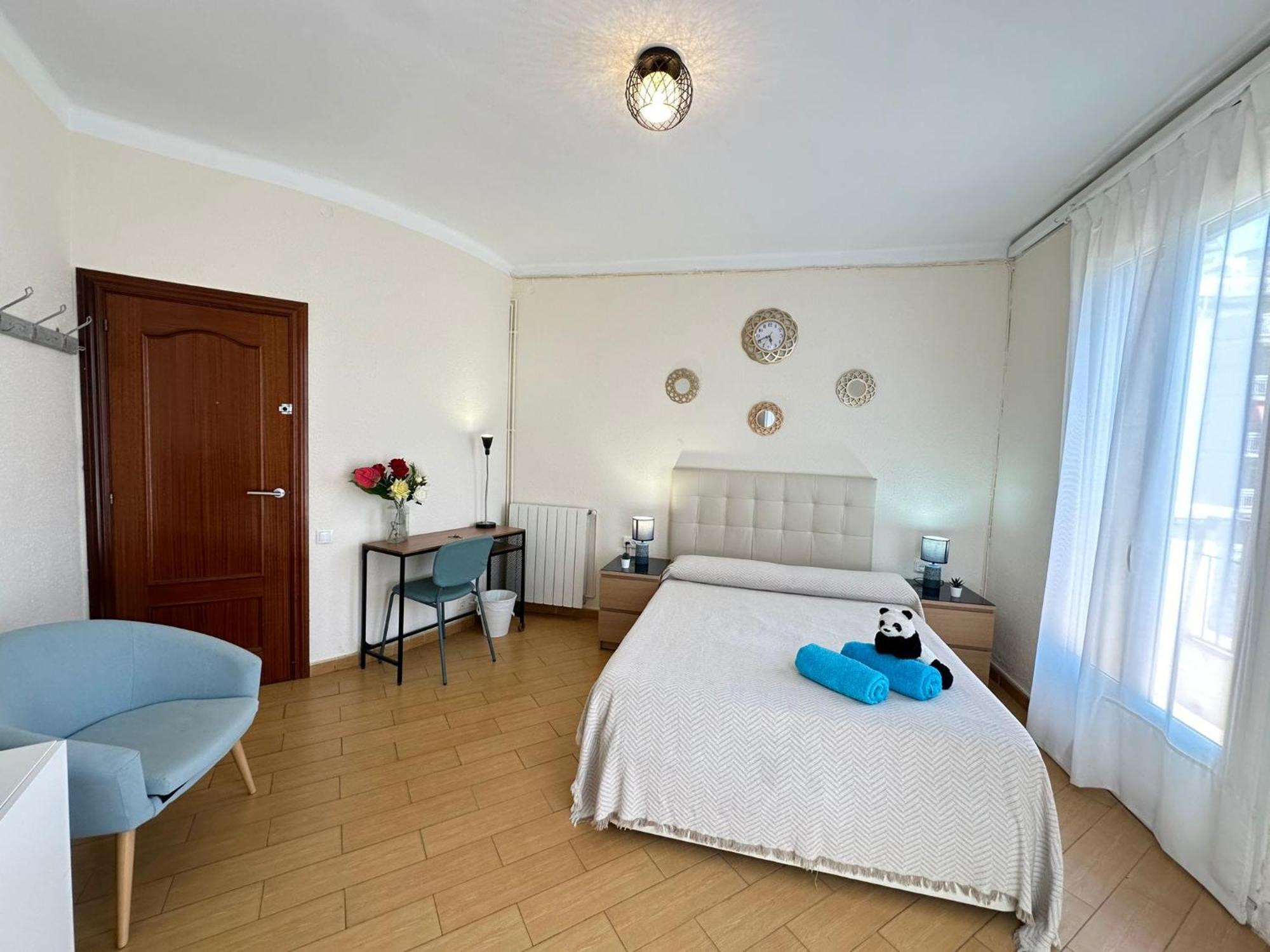 Rooms Nueva Valencia Frühstückspension *