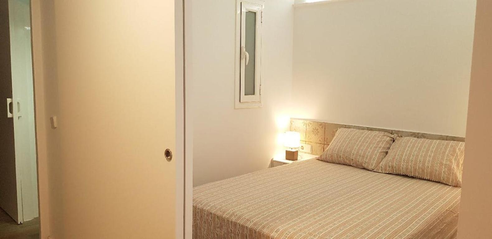Appartement Sant Antoni 4 - Downtown Barcelona. Modern