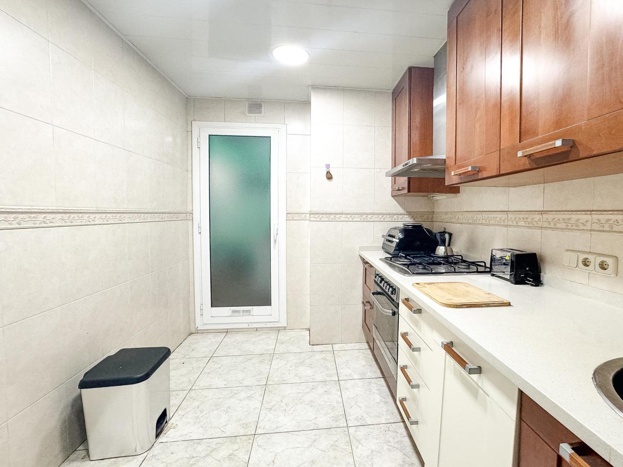Charming In Shared Near Camp Nou * Barcelona