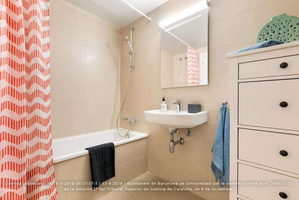 Appartement Close , Sagrada & Center