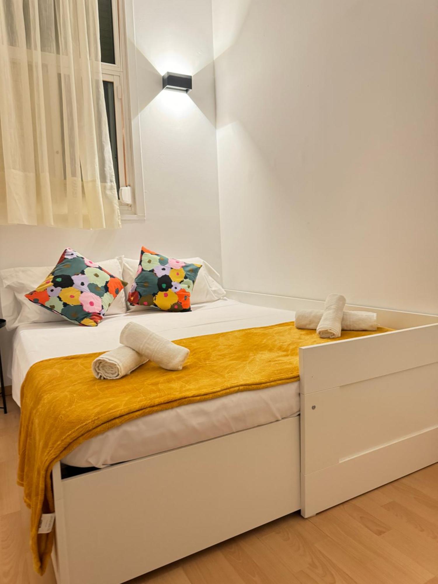 Pamis Sants, Apartment Barcelona
