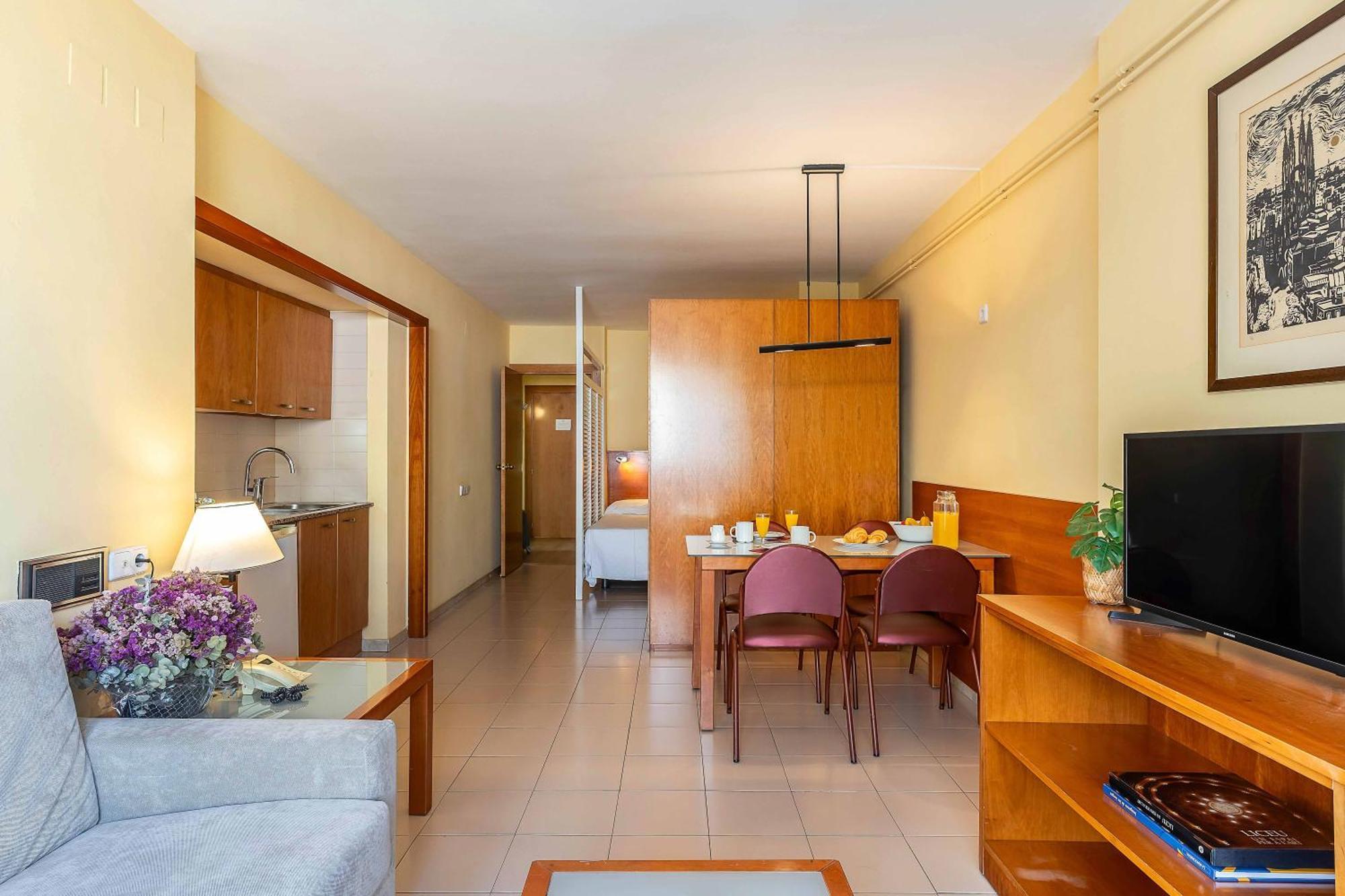 Bertrán Apartahotel 3*