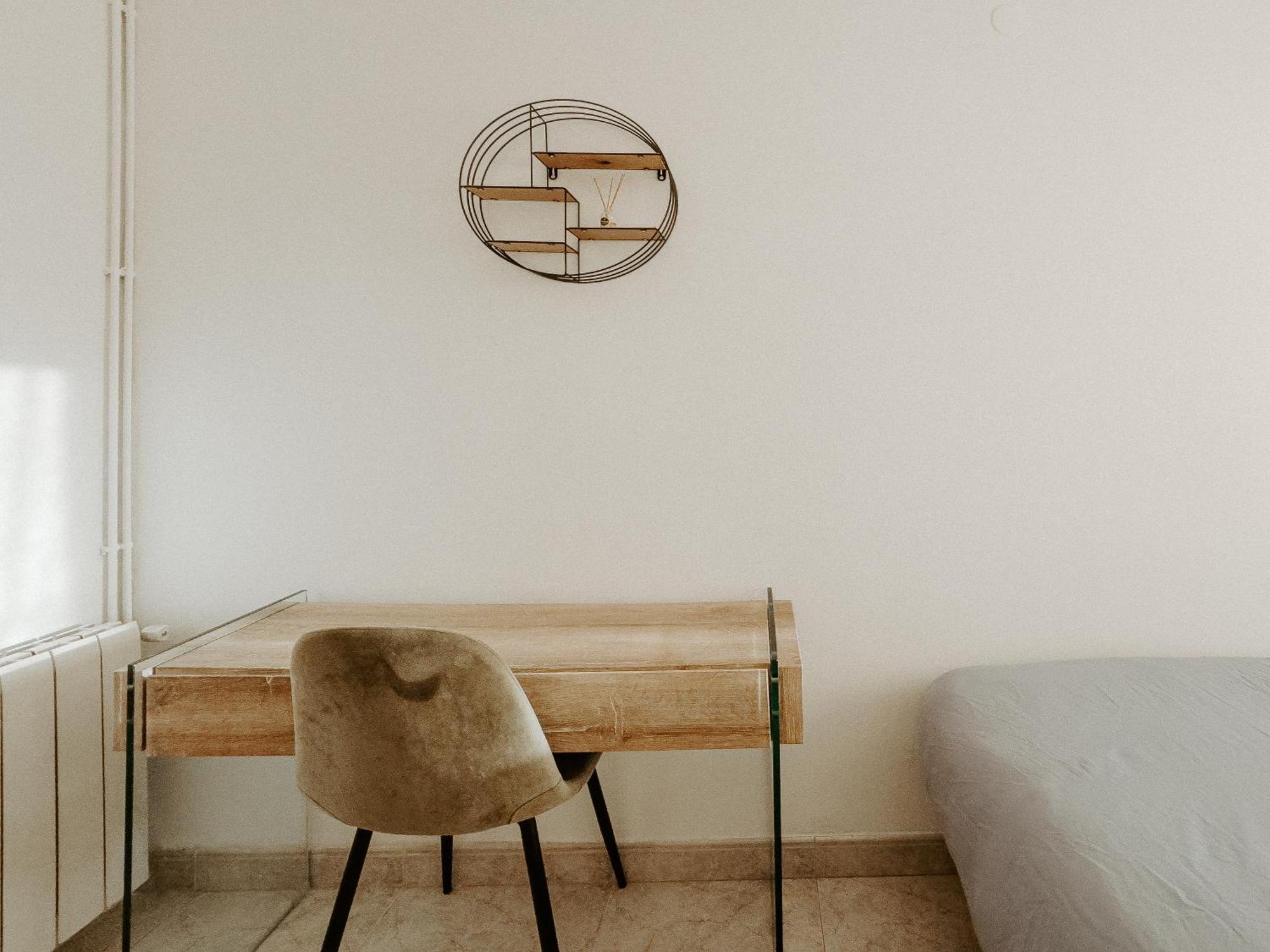 Apartment Charming In Shared Near Camp Nou *