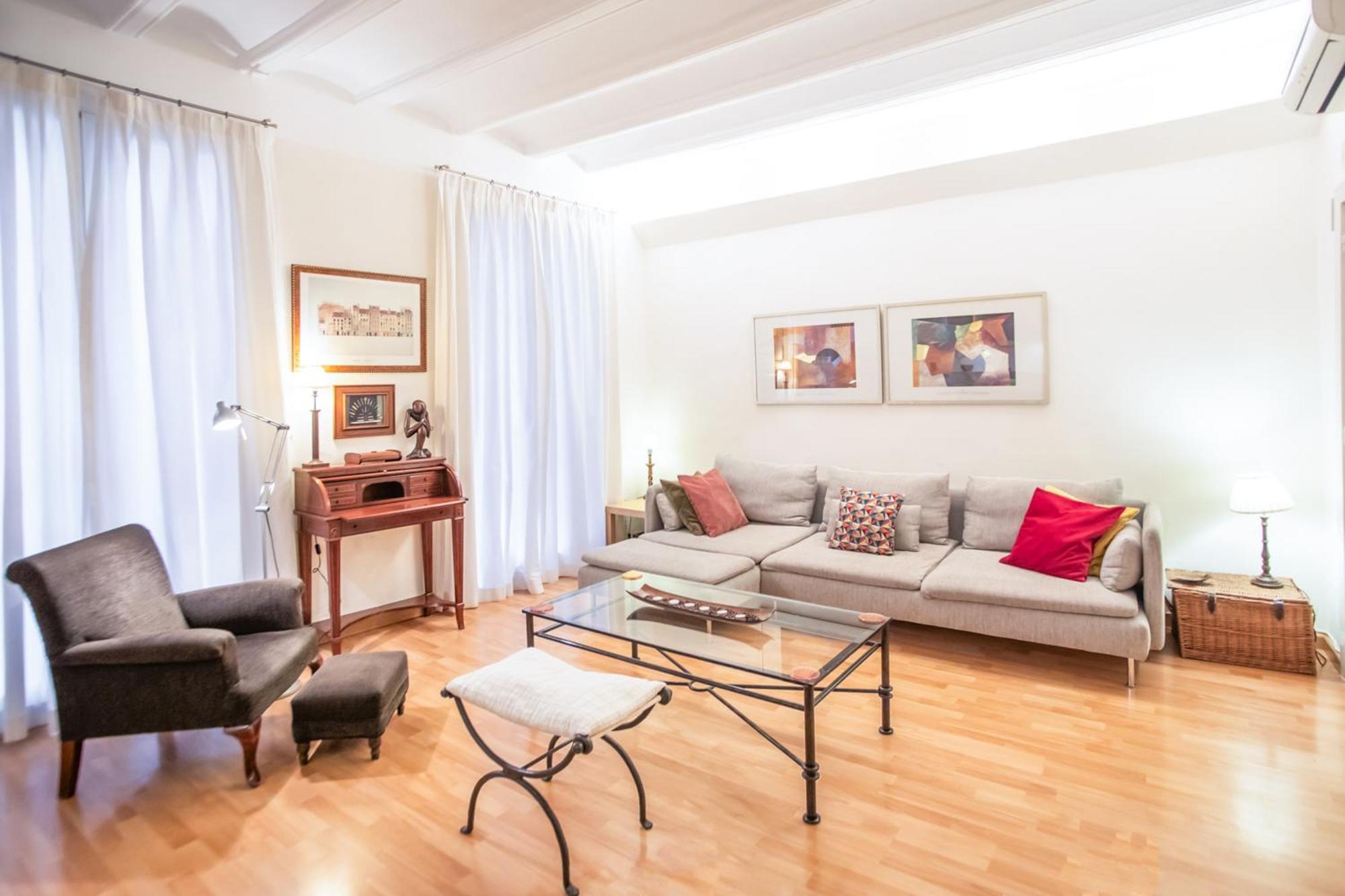 El Born - Ciutat Vella - Port 5 Pax 2 Bedrooms Apartment