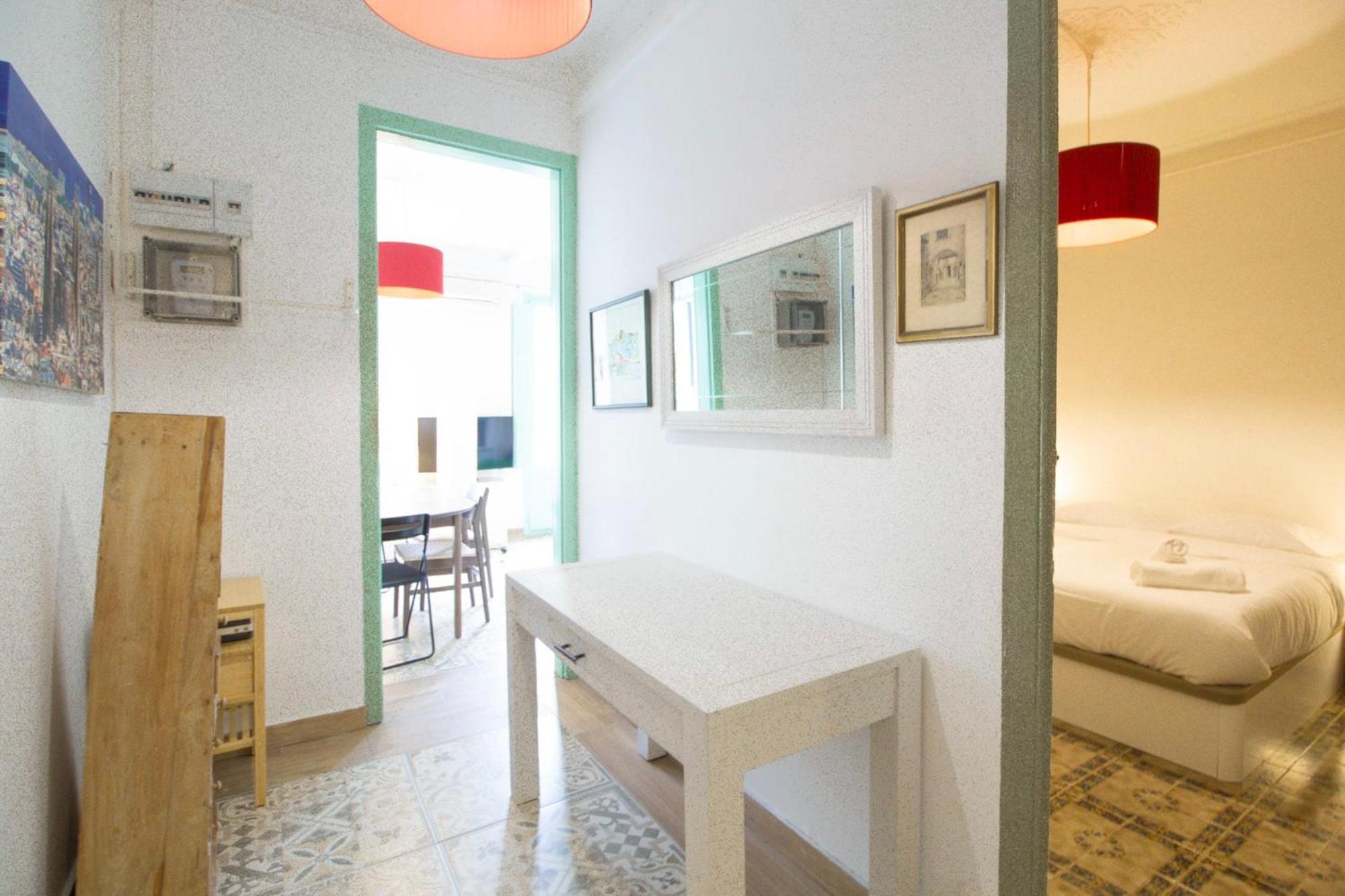 Marina Sagrada Familia Apartment Barcelona