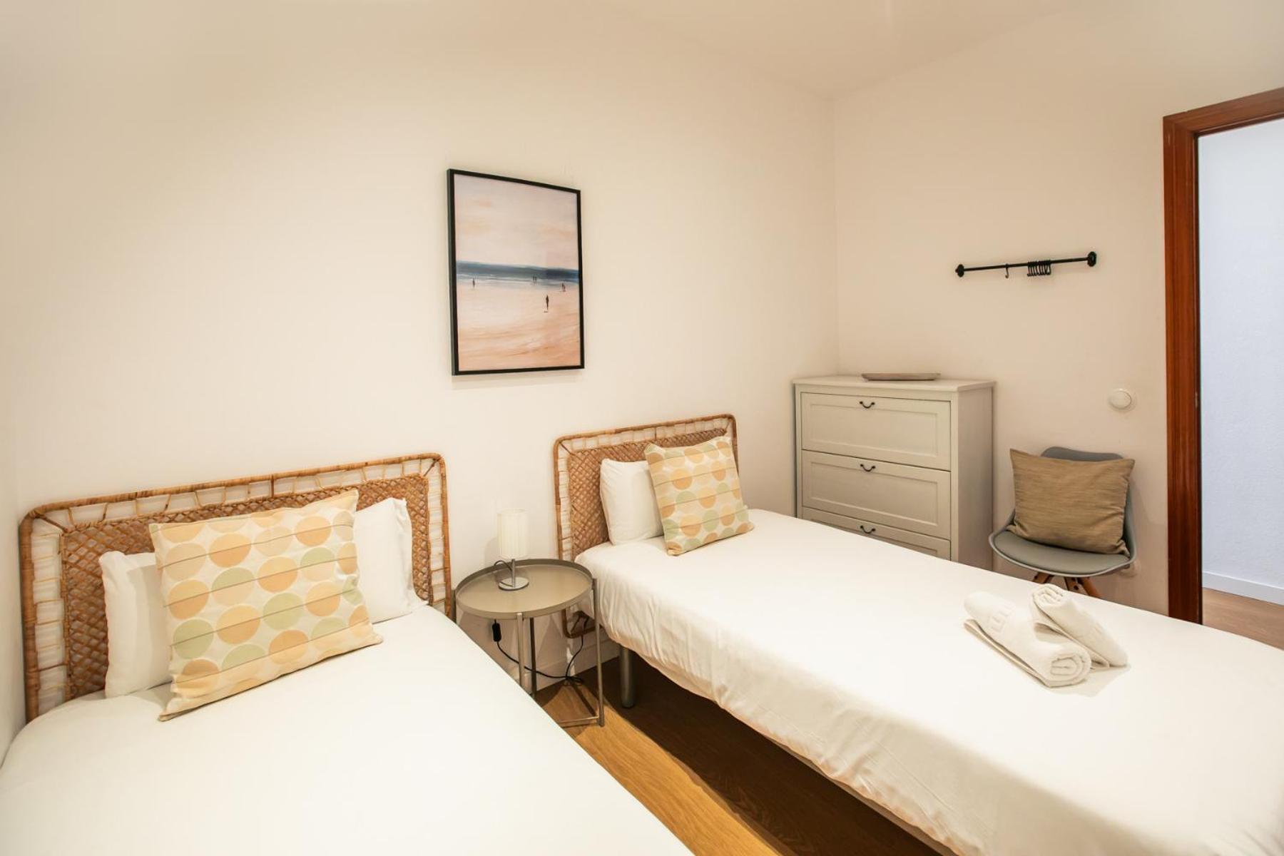 42ara1026 - Spacious In Eixample Barcelona