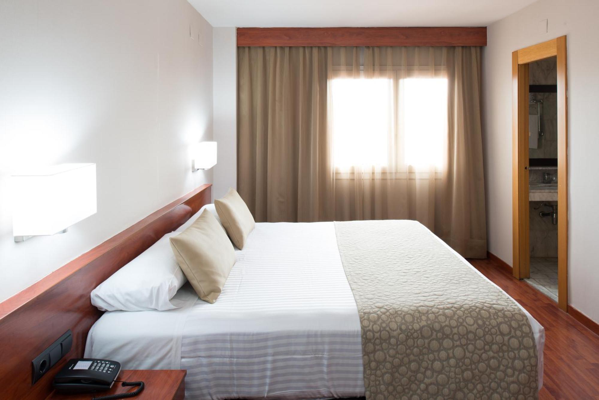 Catalonia Park Putxet Hotel 4*