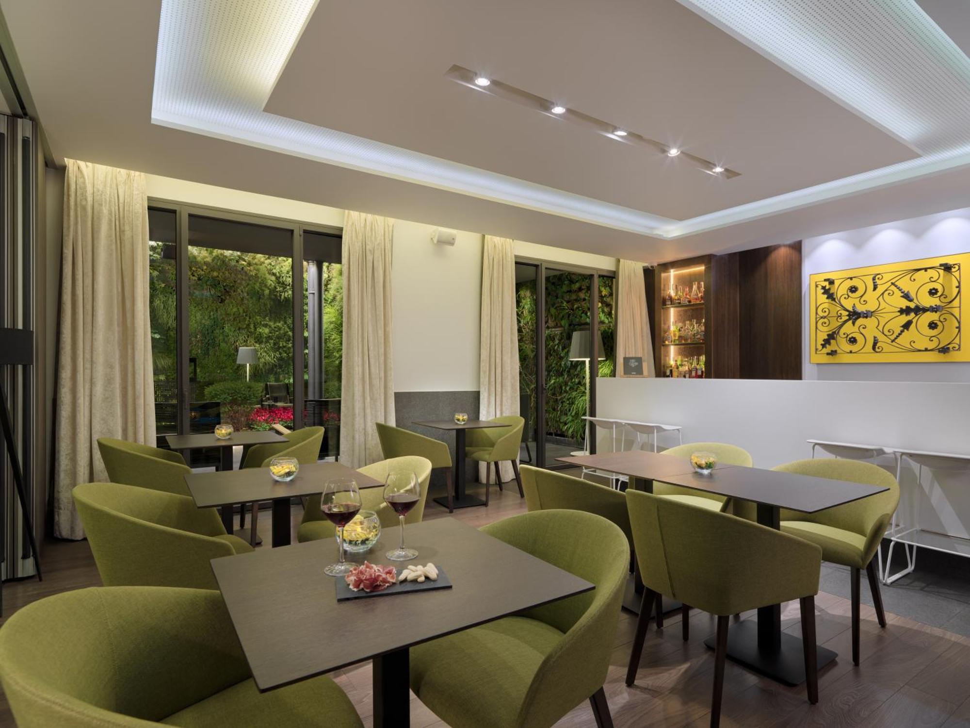 H10 Urquinaona Plaza Hotel