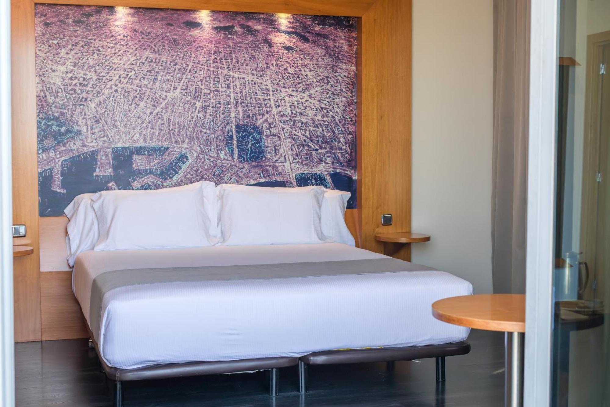 Hotel Abba Sants 4*