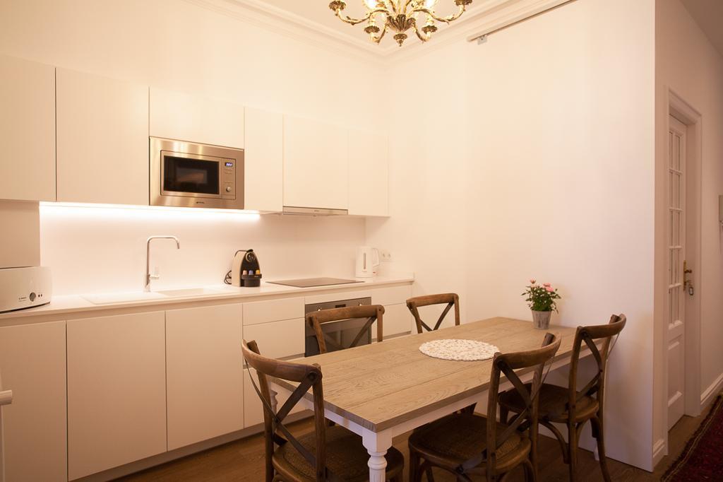 Milton House Paseo De Gracia