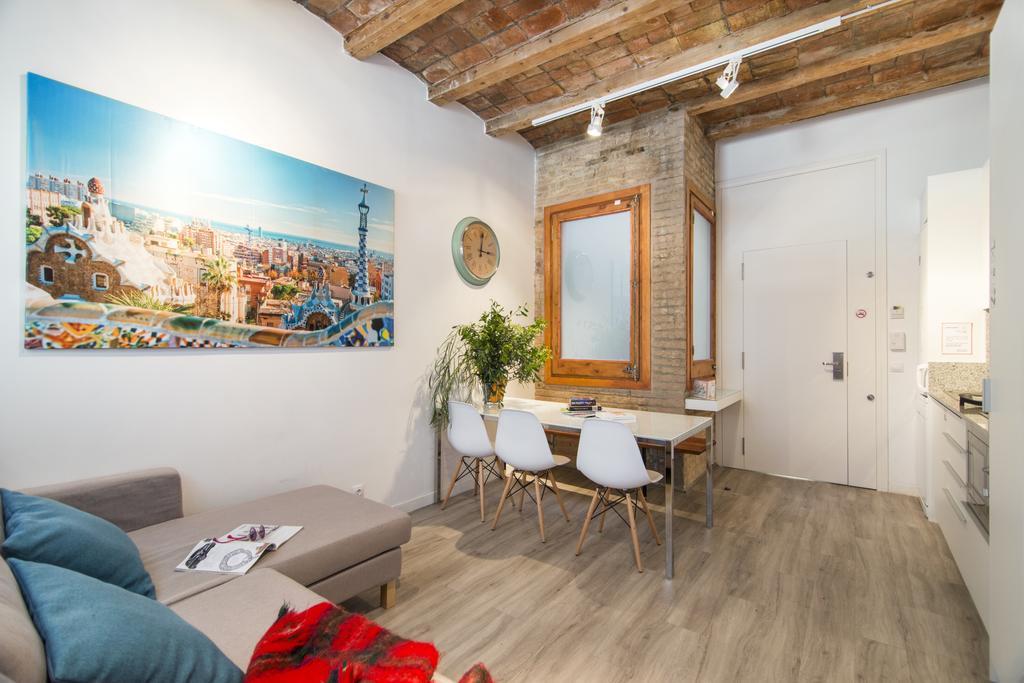 Happy People Sagrada Familia Apartamento Barcelona