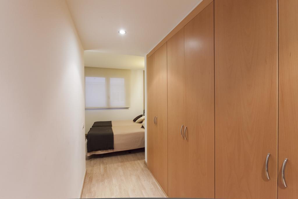 Apartaments Travessera-Parc Gueell