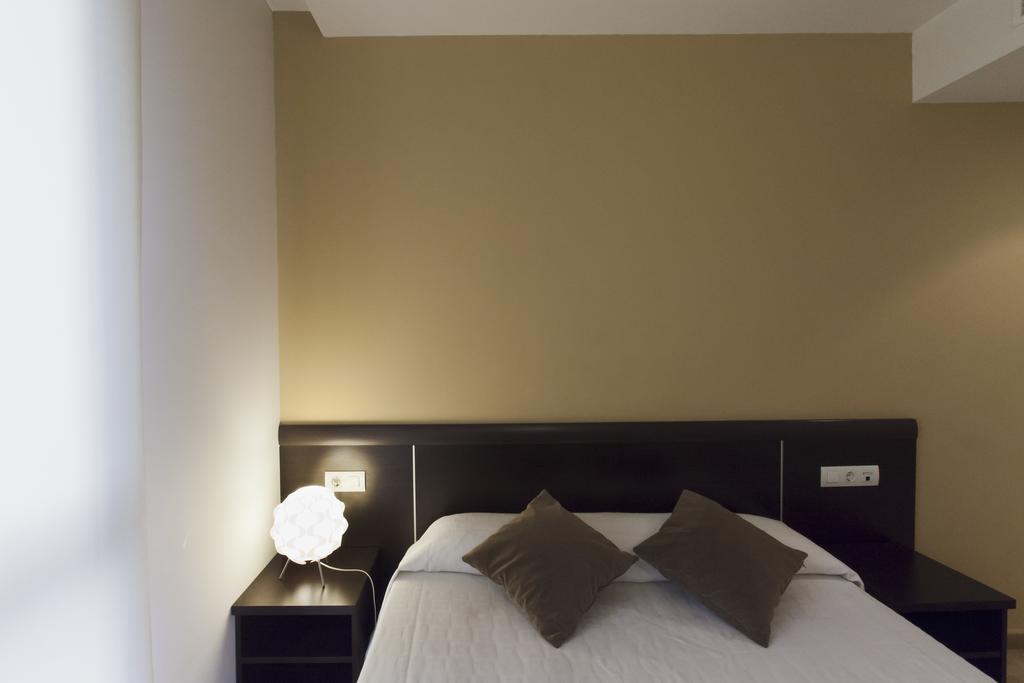 Apartaments Travessera-Parc Gueell Barcelona