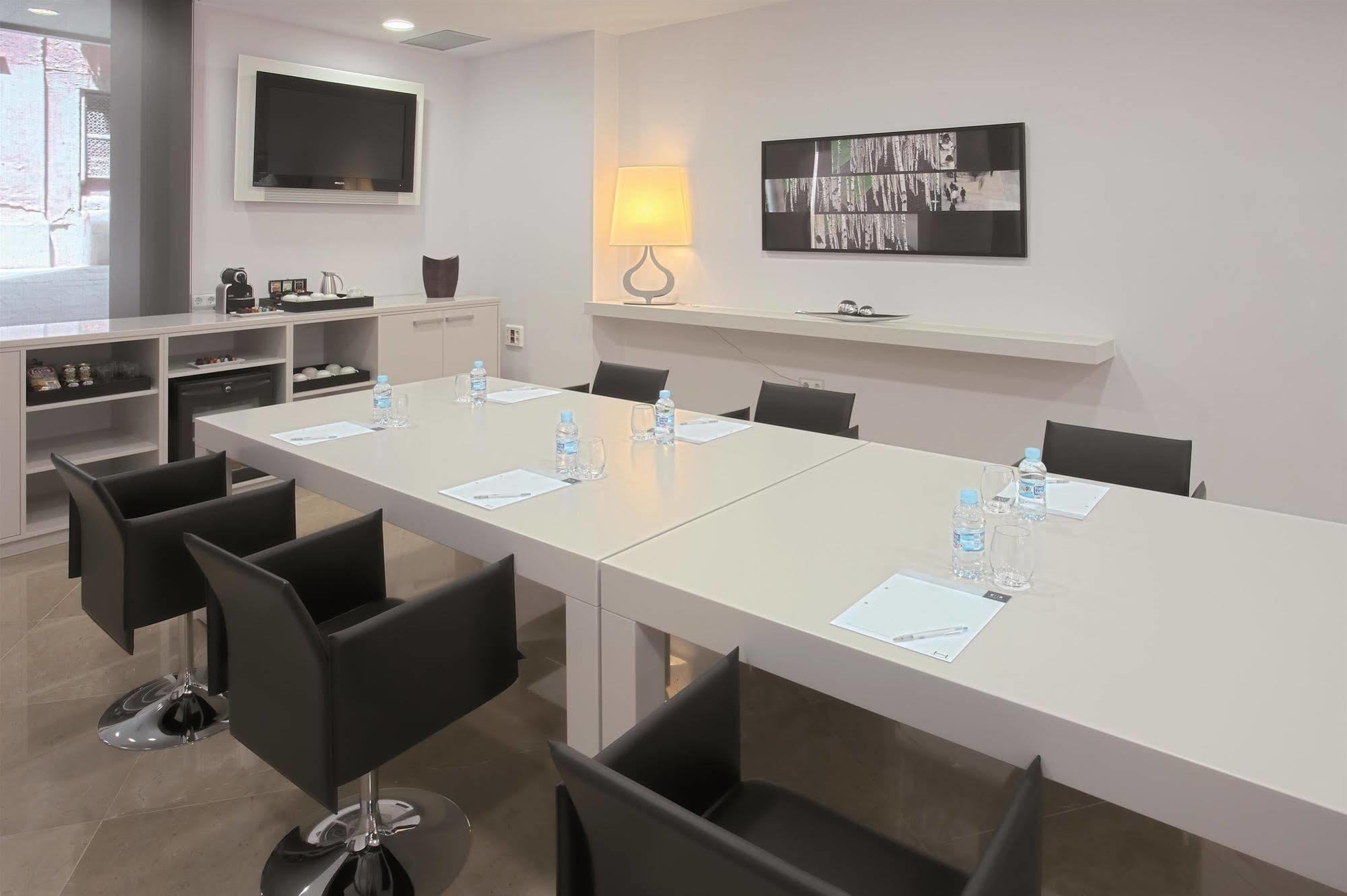 Hesperia Ramblas Hotel