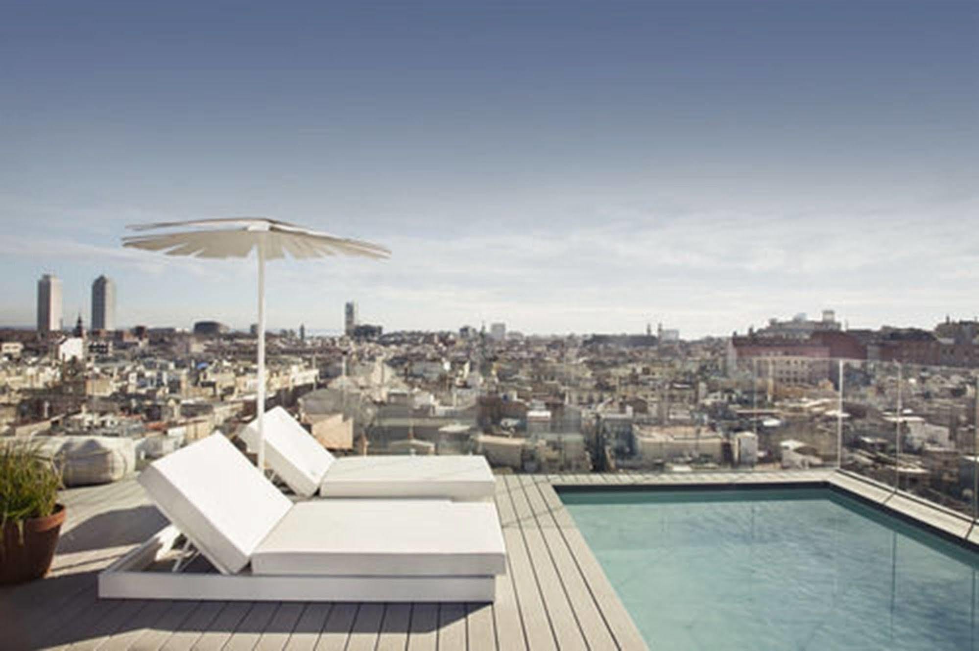 Hotel Yurbban Trafalgar 3*