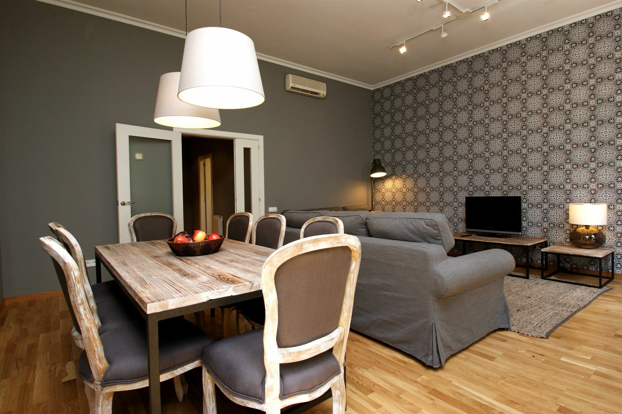 Short Group Paseo De Gracia Serviced Apartamento *