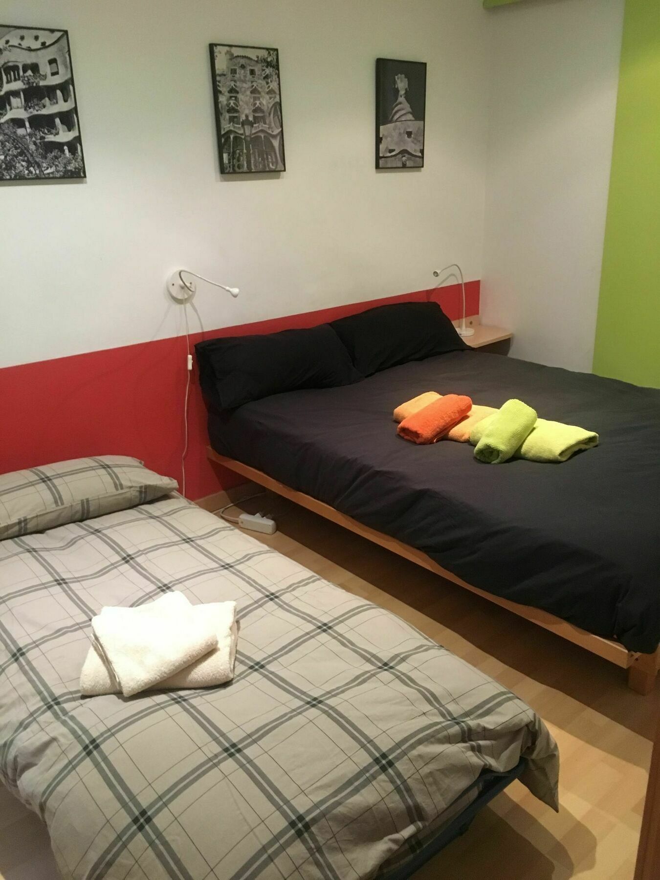 La Casa De Laura Nisia 3* Barcelona